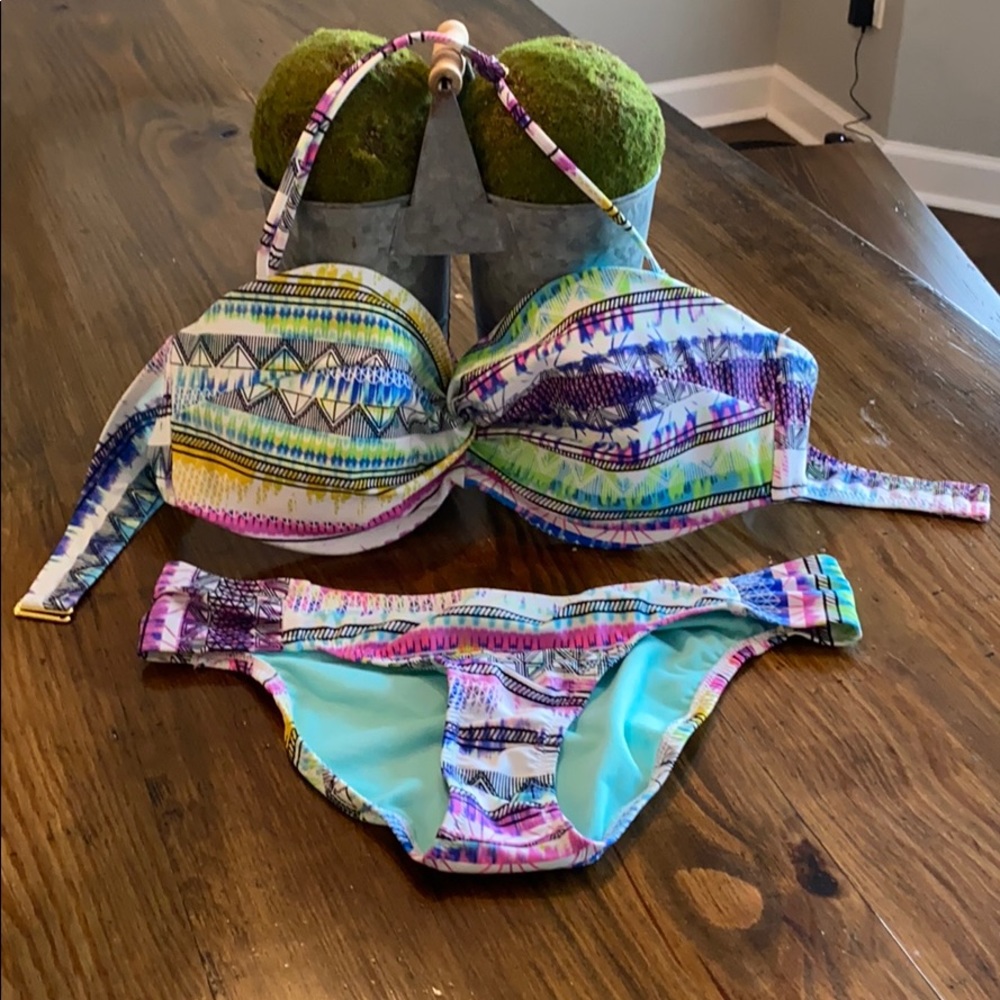 Jessica Simpson bikini